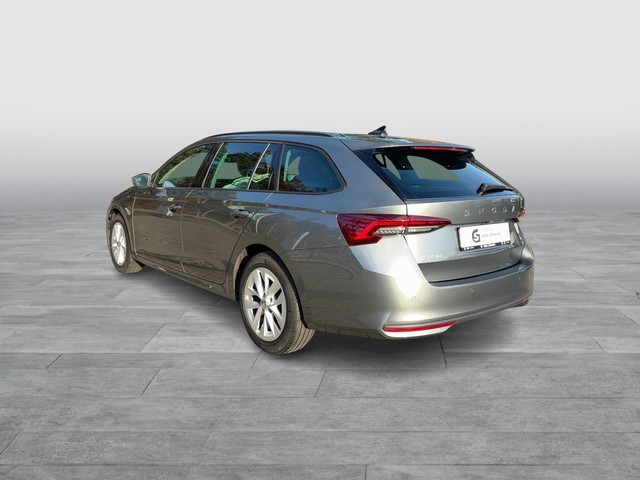 Skoda - Octavia Combi 2.0 TDI DSG Selection AHK+LED+ACC_7