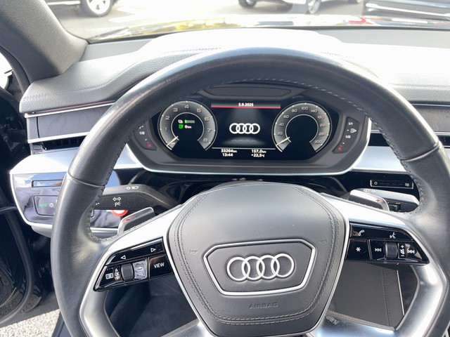 Audi - A8 60 TFSI e Tiptronic quattro MATRIX+PANO_12