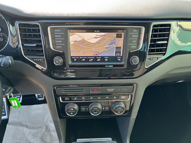 VW - Golf VII Sportsvan 1.2 Sound Navi 6-Gang PDC vo+hi_6