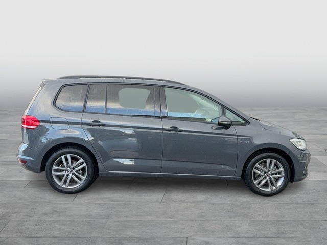 VW - Touran 1.5 TSI DSG Comfortline RFK Easy Open_10