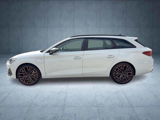 CUPRA - Leon Sportstourer VZ 1.4 TSI DSG VZ e-Hybrid LED+AHK+RFK+SmartLink_12