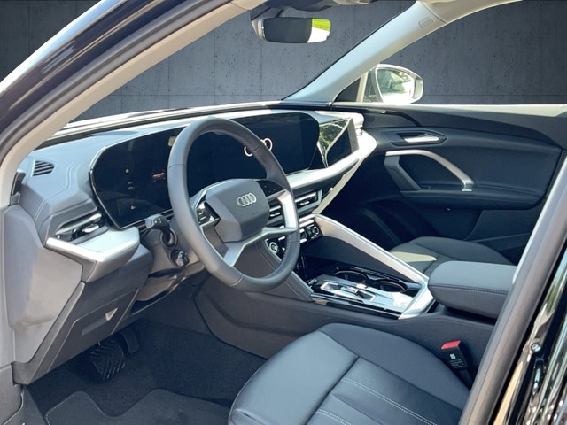 Audi - Q5 SUV TDI quattro S tronic AHK_11