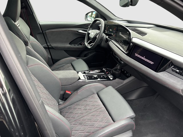 Audi - Q6 Sportback e-tron quattro S-line AHK NAVI PANO_15