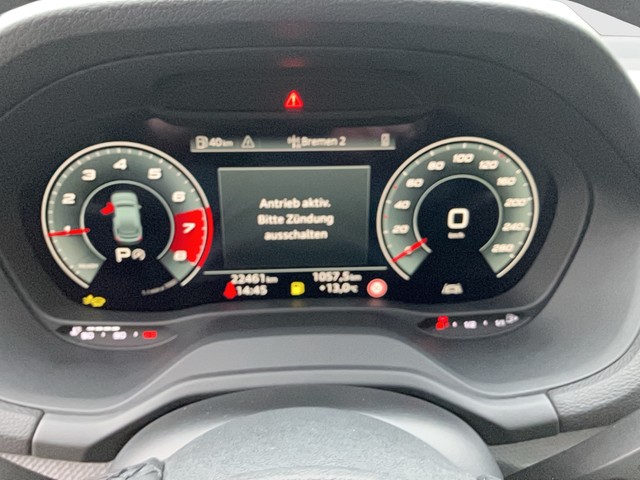 Audi - Q2 35 TFSI S-tronic S-line CAM LED NAVI SHZG TEMP_15