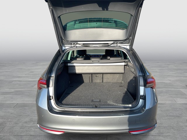 Skoda - Octavia Combi 2.0 TDI DSG Selection AHK+LED+ACC_4