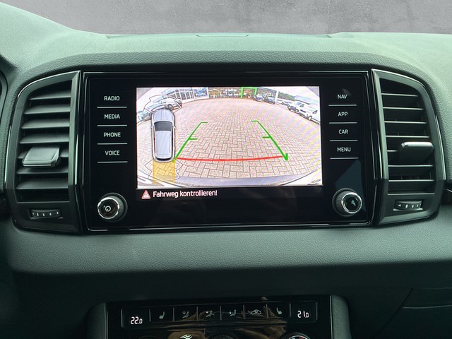 Skoda - Karoq 2.0 TDI DSG Sportline 4x4 LED+KAMERA+NAVI_5