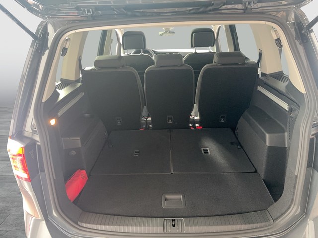 VW - Touran 2.0 TDI DSG 7Sitzer Highline NAVI+SHZ+LED+PDC_2