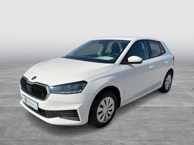 Skoda - Fabia 1.0 TSI DSG Ambition LED+KAMERA+CARPLAY_1