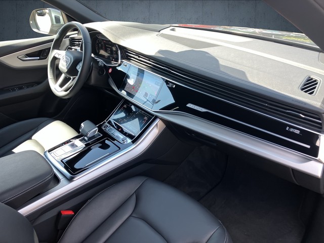 Audi - Q8 45 TDI quattro Tiptronic AHK CAM HUD LED LM21_7