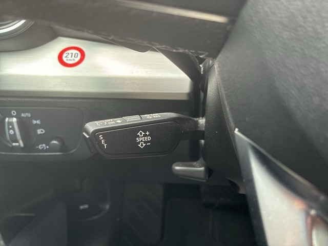 CUPRA - Born ACC CAM LED LM18 MFL NAVI PDC SHZG_7