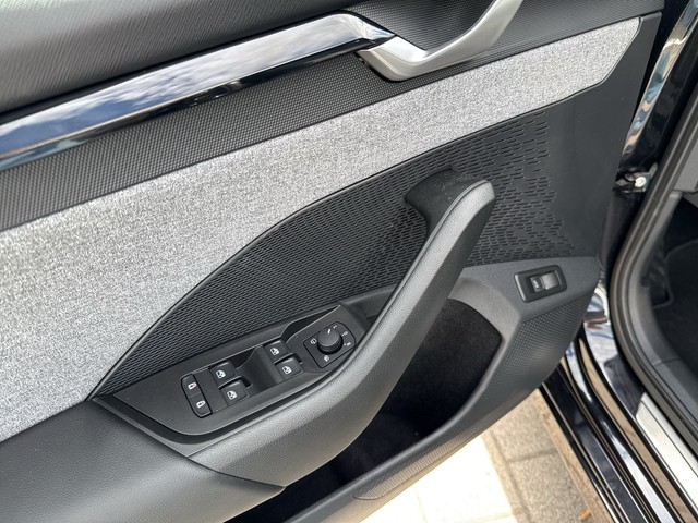 Skoda - Octavia Combi 1.5 TSI mEHV DSG Selection ACC+LED_5
