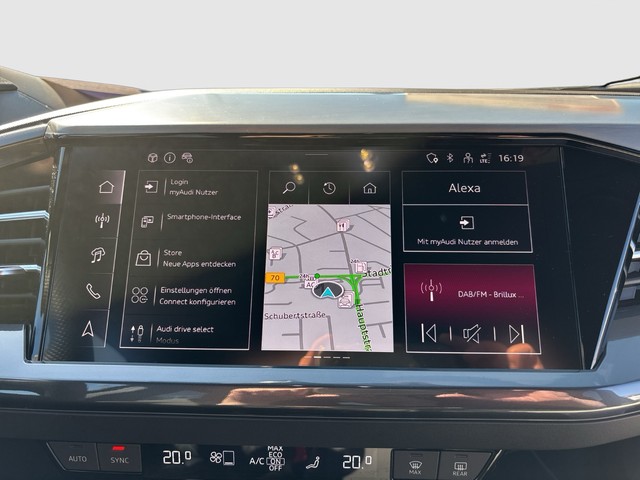 Audi - Q4 e-tron 55 Sportback quattro S-line AHK PANO_15
