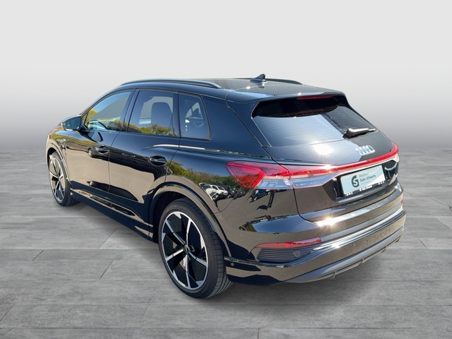 Audi - Q4 e-tron 45 quattro 77kWh S-line ACC+NAVI+AHK_6