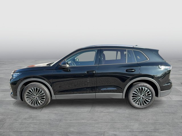 VW - Touran 1.5 TSI DSG Highline Black AHK DCC DYN_12