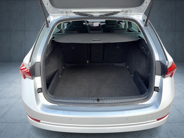 Skoda - Octavia Combi 2.0 TDI DSG Ambition AHK+NAV+SHZG+LED_4