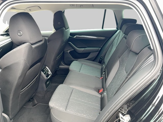 Skoda - Octavia Combi 2.0 TDI DSG Style AHK+NAVI+KAMERA_3
