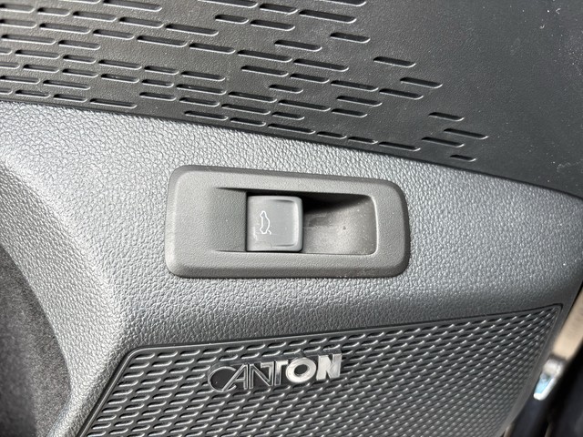 Skoda - Octavia Lim. 2.0 TDI Style CAM HUD LED LEDER NAVI_14