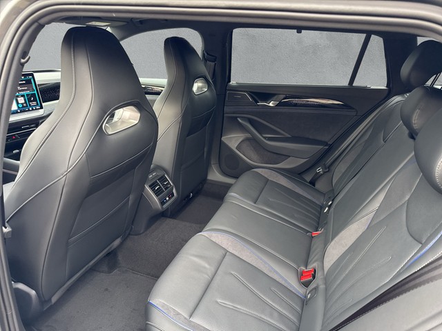 VW - Passat Variant 2.0 TDI DSG R-line AHK+AreaView+LEDER+HuD_2