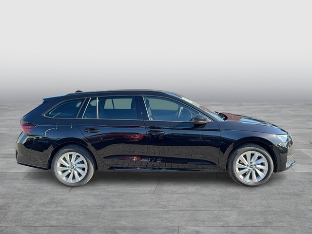 Skoda - Octavia Combi 2.0 TDI DSG Selection Head Up+Kamera_16