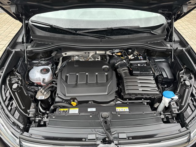 VW - Tiguan 2.0 TDI DSG Life ACC+LED+NAVI+SHZG+LM18"_8 VW - Tiguan 2.0 TDI DSG Life ACC+LED+NAVI+SHZG+LM18"_8