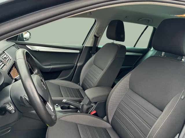 Audi - e-tron GT quattro CAM LED LM20 NAVI PANO SHZG_5