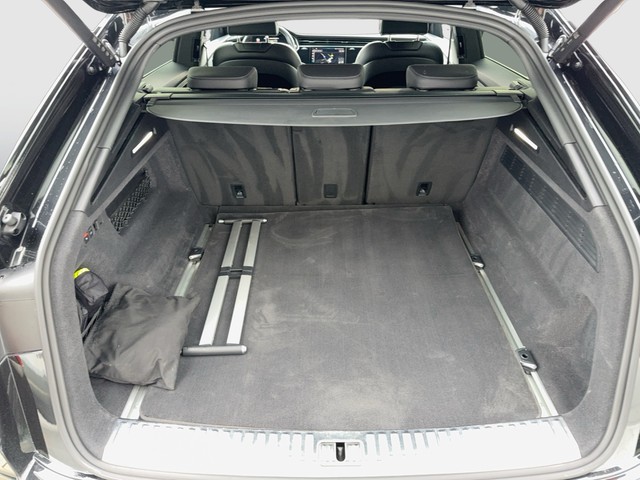 Audi - Q8 50 TDI S line quattro AHK+LED+NAVI+LUFT+B&O_4