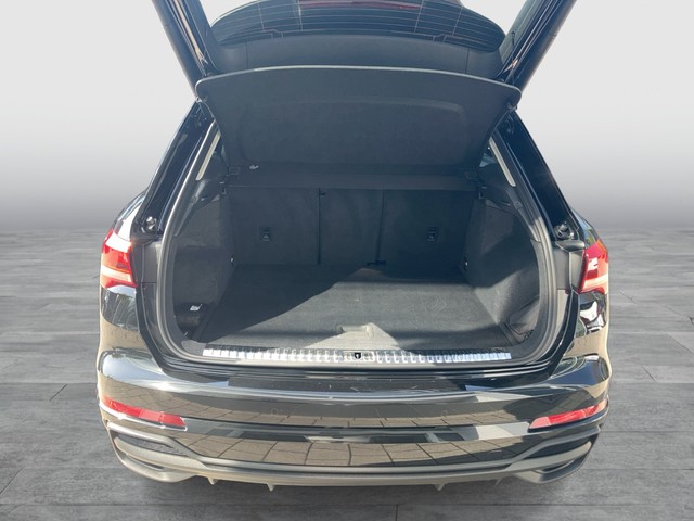 Audi - Q3 35 TFSI S-tronic S line PANO+NAVI+SHZG+LM18"_4