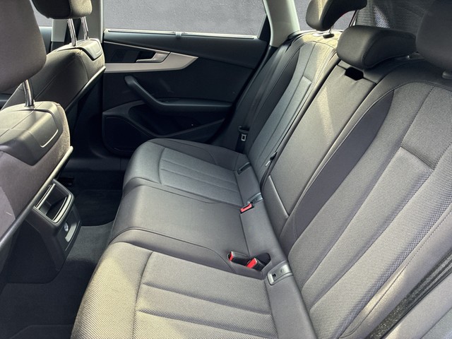 Audi - A4 Avant 2.0 TDI DSG 35 TDI NAVIGATION+KAMERA_2