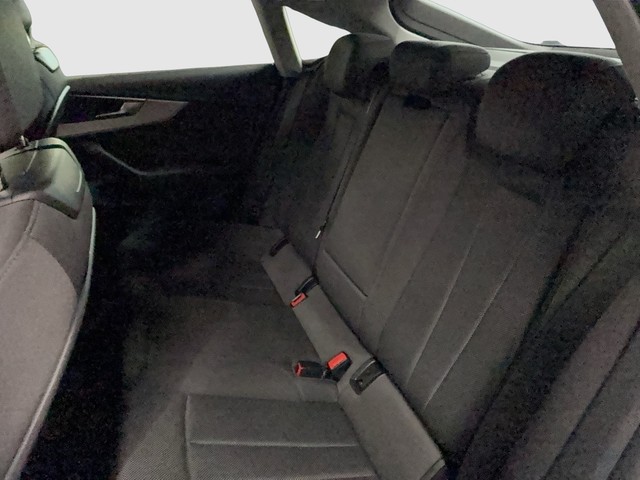 Audi - A5 Sportback 2.0 TFSI DSG 35 TFSI AHK+NAVI+SHZG_2