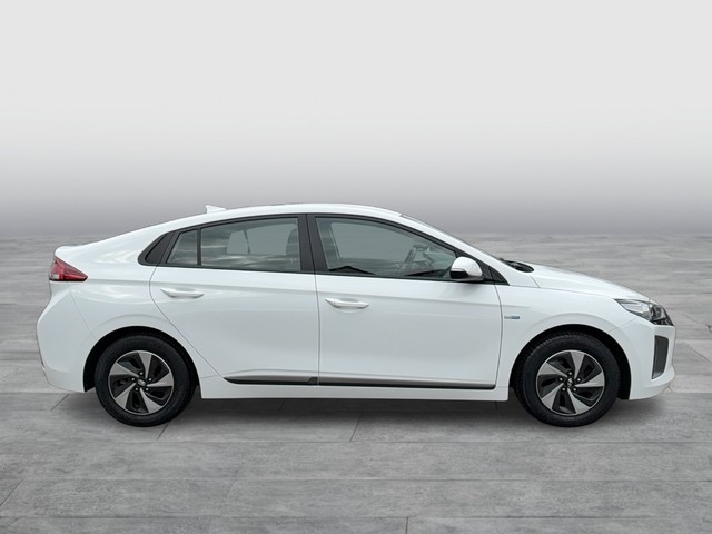 Hyundai - IONIQ loniq 1.6 Hybrid Trend ACC+Kamera_17