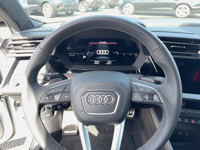 Audi - A3 Sportback 35 TFSI S-tronic advanced SONOS+AHK_12