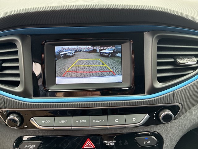 Hyundai - IONIQ loniq 1.6 Hybrid Trend ACC+Kamera_10