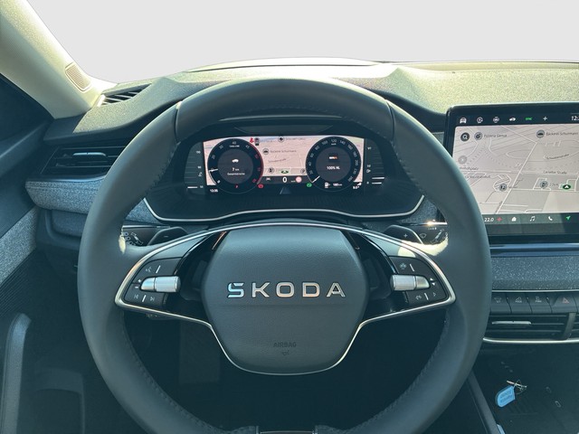 Skoda - Octavia Combi 2.0 TDI DSG Selection Head Up+Kamera_6