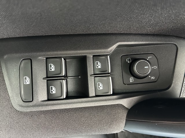 VW - Tiguan 2.0 TDI DSG Sound ACC+AHK+Navi+Sitzhzg._10