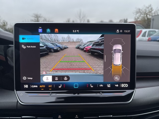 VW - Golf VIII Lim. 1.5 TSI eHybrid GTE DCC HUD_5