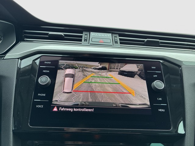 VW - Passat Variant 2.0TDI DSG Business Navi+Standhzg._8