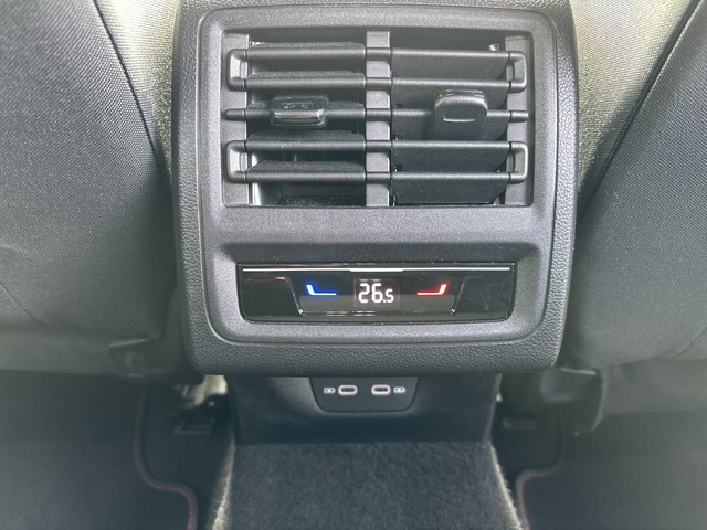 VW - Golf VIII 2.0 TSI DSG GTI ACC CAM HUD LED NAVI_9