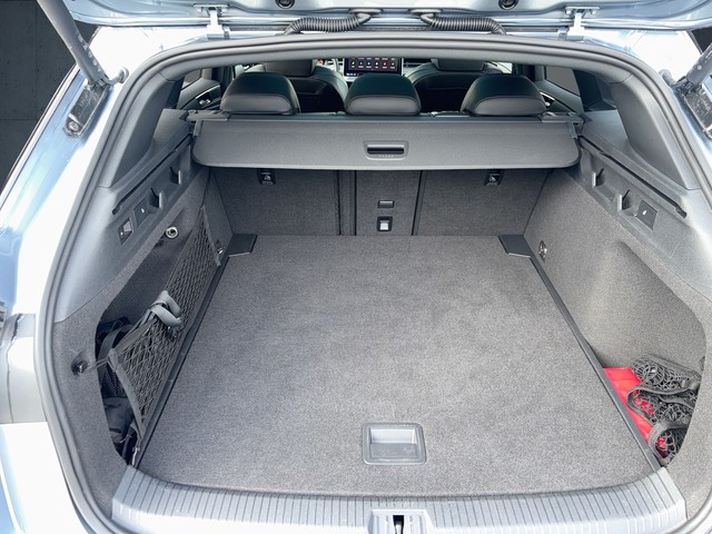VW - ID.7 Tourer Pro AHK+BlackStyle+SmartGlas+DCC_4