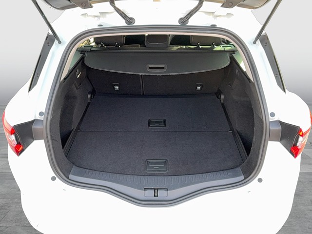 Renault - Megane IV Grandtour 1.3 TCe Limited GRA+NAVI_4