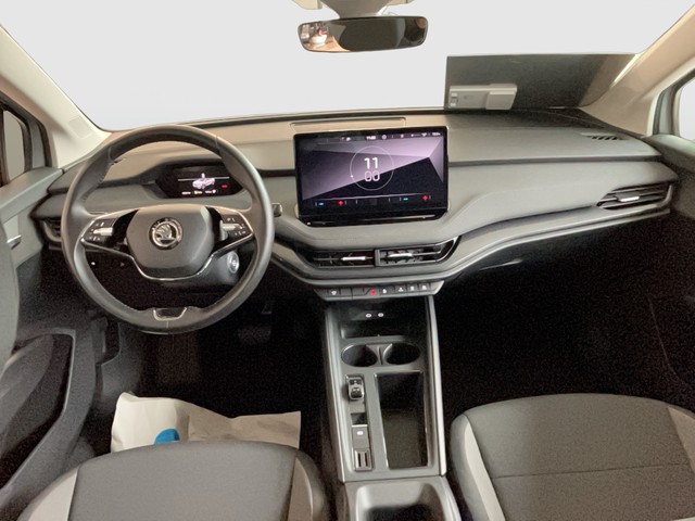 Skoda - Enyaq 50 Studio LED+LaneAssist_2