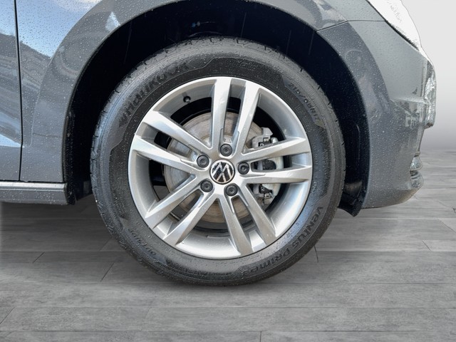 VW - Touran 1.5 TSI DSG Comfortline RFK Easy Open_11