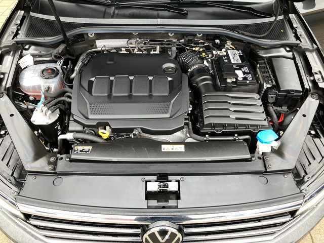 VW - Passat Variant 2.0 TDI DSG Elegance AHK+ACC+NAVI_8