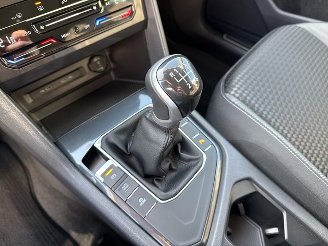 VW - Tiguan 1.5 TSI Active ACC+LED+NAVI+SHZG+DAB+LANE_8