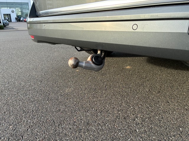 VW - T7 Multivan 2.0 TDI DSG Style lang 7-Sit+AHK+ACC_8