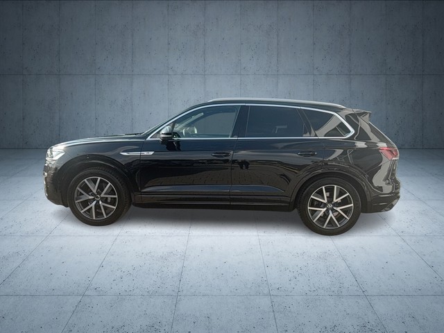 VW - Touareg 3.0 TDI R-Line 4Mo. AHK+ACC+PANO+LUFT_11