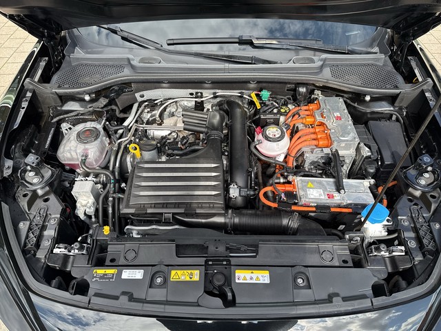 CUPRA - Formentor 1.4 TSI e-Hybrid DSG ACC+LED+NAVI+SHZG_8