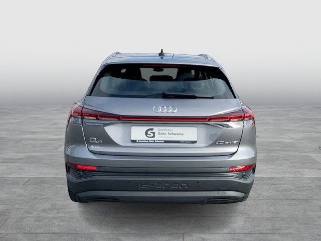 Audi - Q3 Sportback 40 TFSI quattro S-tronic S-line AHK_7