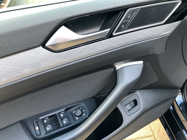 VW - Passat Variant 2.0 TDI DSG Business AHK+ACC+NAVI_5