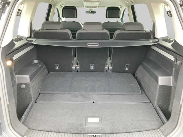 VW - Touran 1.5 TSI DSG Move LED+ACC+AHK+RFK+7SITZER_4