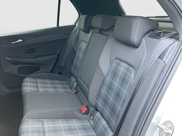 VW - Golf VIII 2.0 TDI DSG GTD SOUND+PANO+IQL+ACC+RFK_3